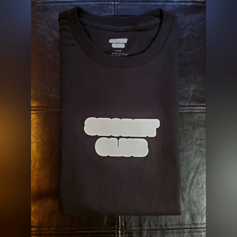 Market " Secret Club Designer's " Tee